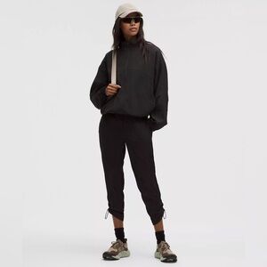 Lululemon Dance Studio Mid Rise Crop